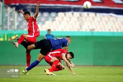 تصاویر دربی ۹۷ و تساوی استقلال و پرسپولیس