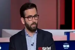 استاد ایرانی معاون روزنامه واشنگتن‌تایمز را با خاک یکسان کرد