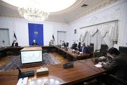 طعنه روحانی به برگزاری میتینگ انتخاباتی رئیسی در دوران کرونا