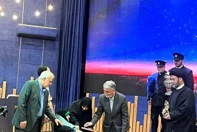 مادر شهید جمهور