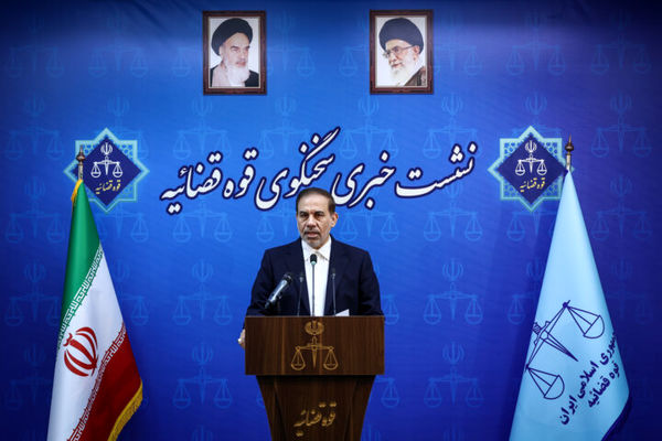 چهار نفر دیگر هم با پسر و عروس کاظم صدیقی دستگیر شدند
