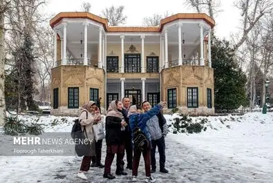 کاخ نیاوران