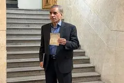 خلیلیان در انتخابات ثبت‌نام کرد 