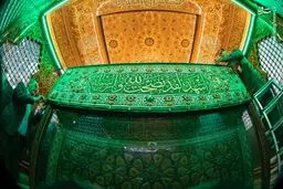 حرم حضرت عباس(ع) در آستانه سالروز وفات حضرت ام‌البنین(س) سیاهپوش شد