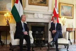  انگلیس: شاید کشور فلسطین را به رسمیت بشناسیم