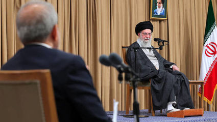 تشکر رهبر انقلاب از دولت و رئیس‌جمهور ؛ راوی قدرت و قوت کشور باشید
