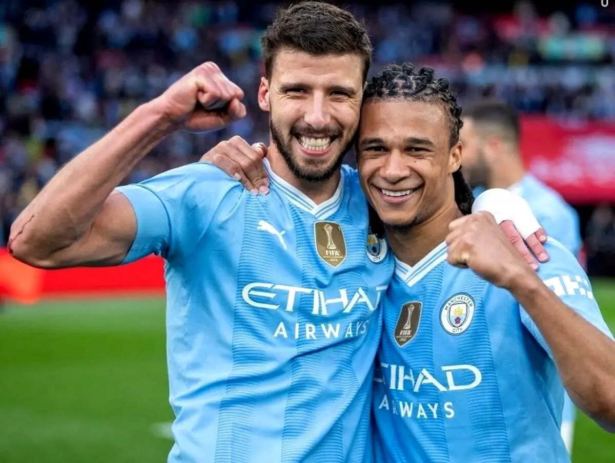 تصویر خبرساز ستاره سی تی از تقویم سرسام‌آور