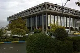 روزنامه جمهوری اسلامی: ایران حرم است نه آغل!