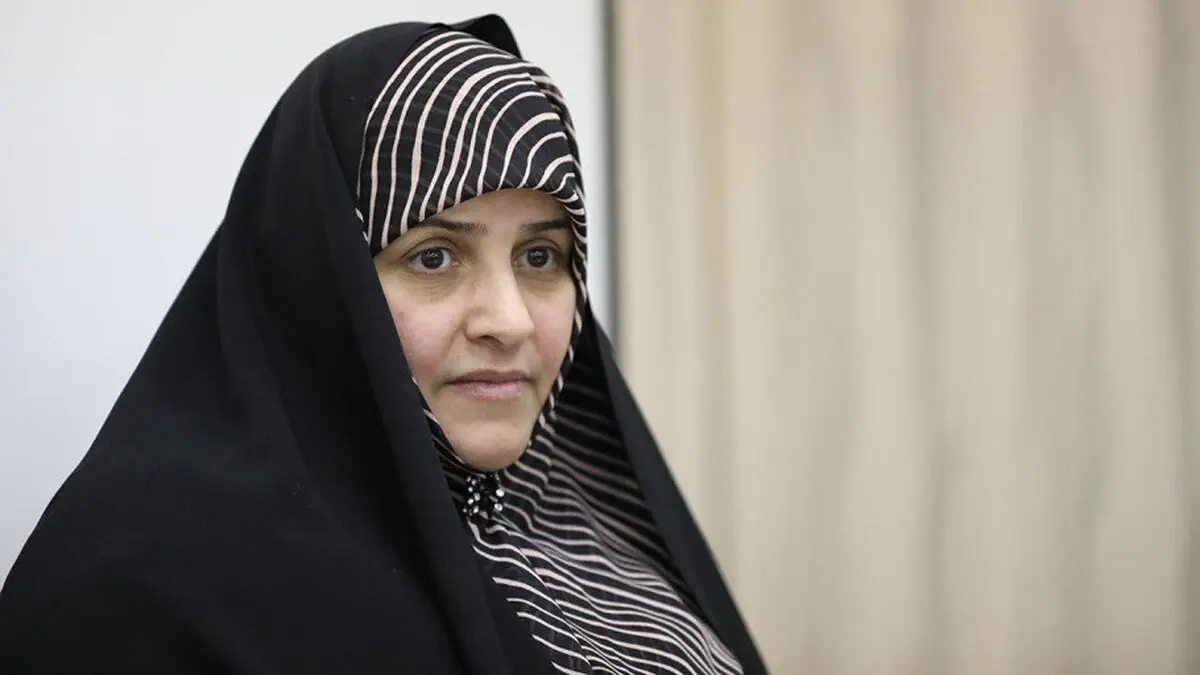 عکس | اقدام عجیب روزنامه همشهری برای همسر ابراهیم رئیسی