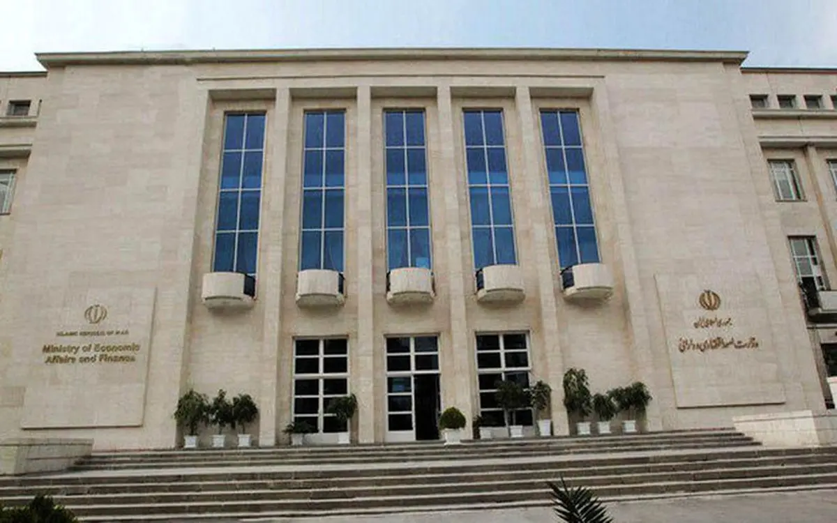 لیبرالیسم کجاست؟از الف تا ی همه بازارهای ایران دستوری است