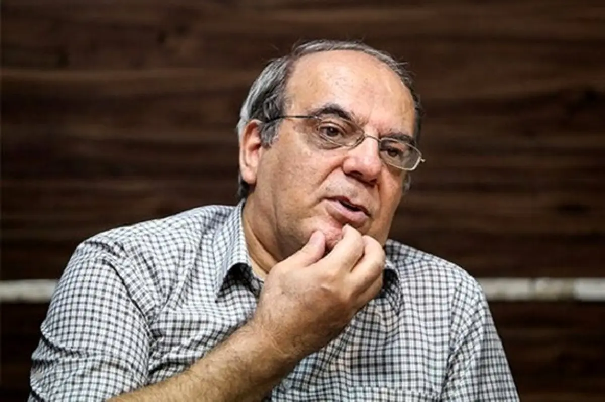 عبدی: حضور زنان در ورزشگاه‌ مثل استخوان در گلوی سیاست گیر کرده