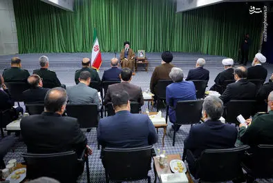 رهبر انقلاب