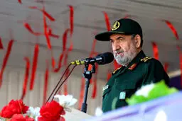 محسن رضایی: ملت ایران سه‌ بار با لبیک به امام و رهبری از نو متولد شد
