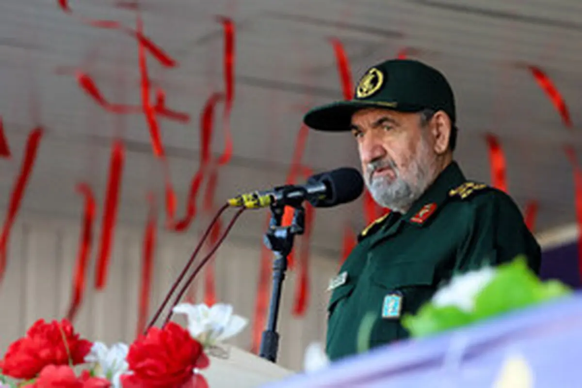 محسن رضایی: ملت ایران سه‌ بار با لبیک به امام و رهبری از نو متولد شد