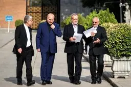 تصاویر قدم زدن قالیباف و پزشکیان در حیاط مجلس