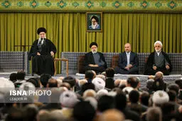 تصاویر دیدار مسئولان نظام و سفرای اسلامی با مقام معظم رهبری