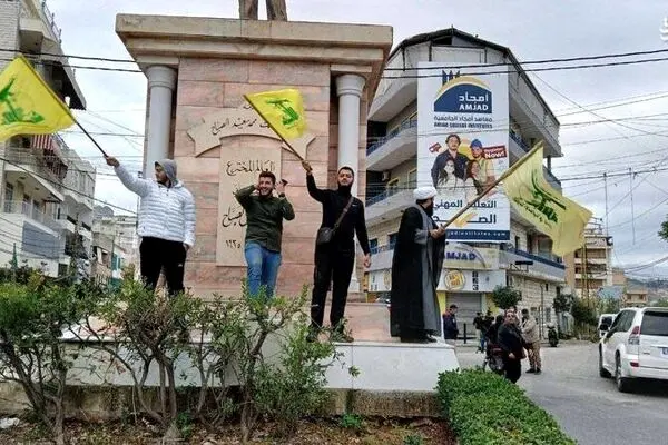 قیام خیابانی در بیروت علیه توافق لبنان و اسرائیل