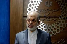 رویاهای اقتصادی وزیر کشور!