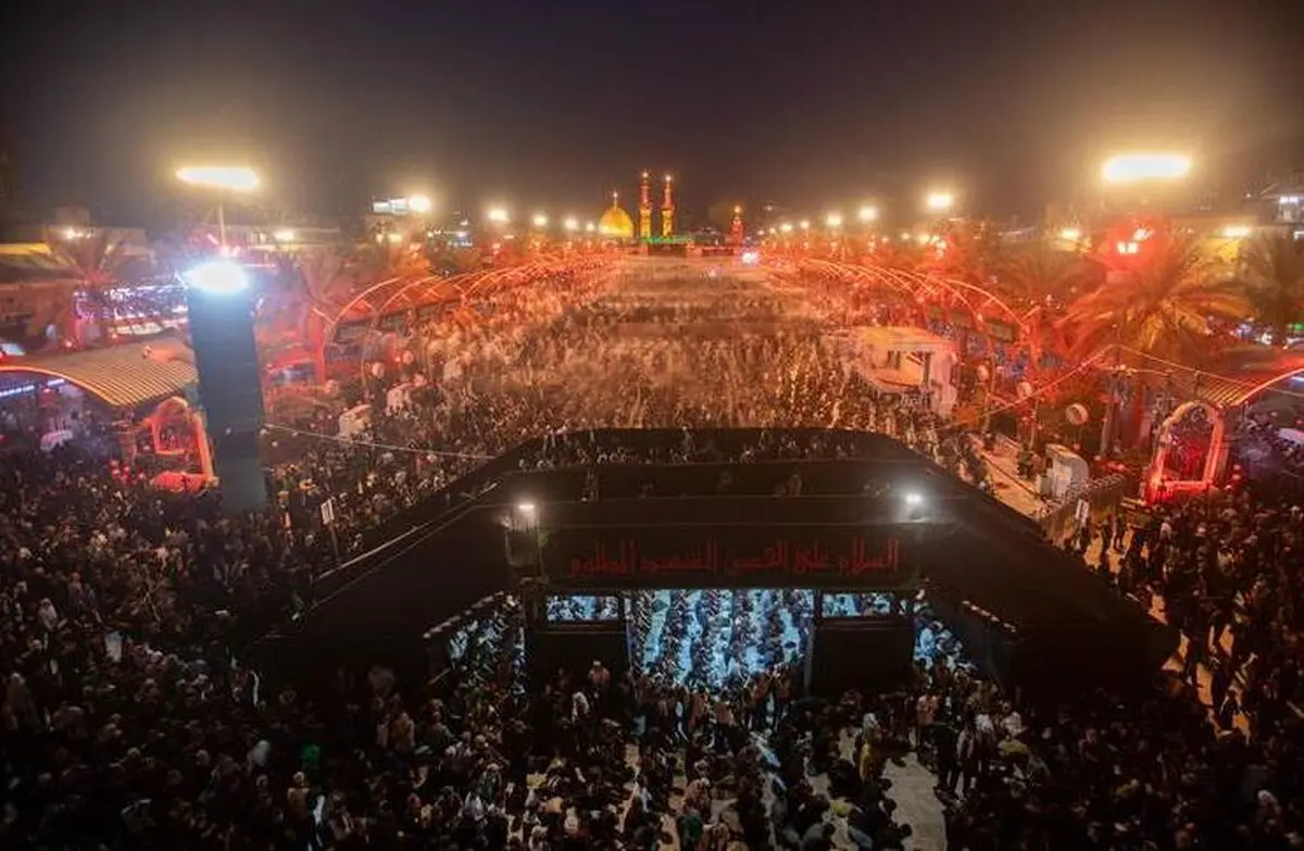 فریاد مرگ بر آمریکا در حرم مطهر اباعبدالله الحسین (ع)
