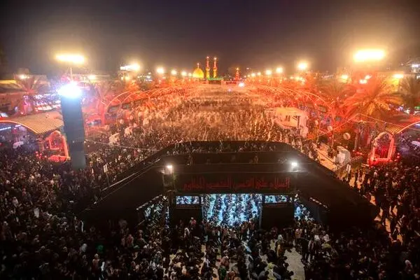 فریاد مرگ بر آمریکا در حرم مطهر اباعبدالله الحسین (ع)