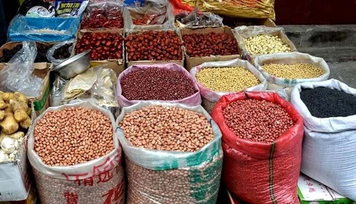 سونامی گرانی به حبوبات رسید؛ لوبیا چیتی در مرز ۷۰ هزارتومان