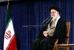رهبر انقلاب:دعوت آمریکا به مذاکره فریب افکار عمومی است 
