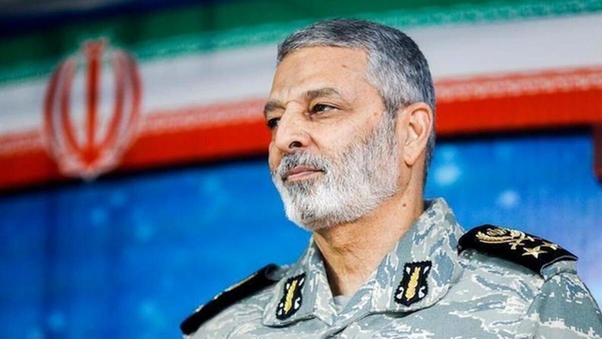 پیام صریح فرمانده ارتش به وزیر اطلاعات: غده سرطانی درحال اضمحلال است