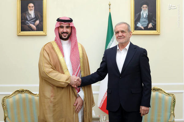 تصاویر دیدار وزیر دفاع عربستان با پزشکیان