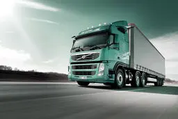 راهنمای جامع حمل و نقل جاده‌ای و شرایط کاری رانندگان حرفه‌ای
