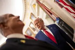 نیویورک‌تایمز: ترامپ برای دستیابی به توافق با ایران تحت فشار است