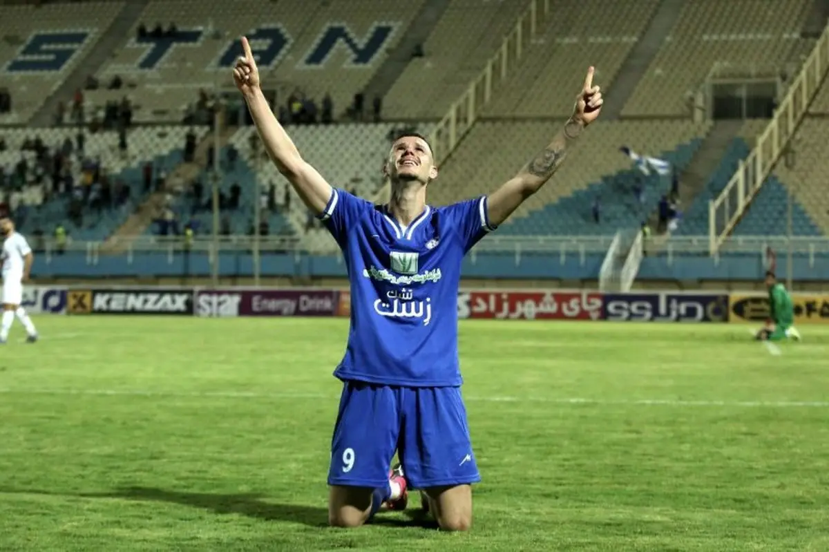 سه ستاره خارجی  آبی ها در آستانه جدایی!