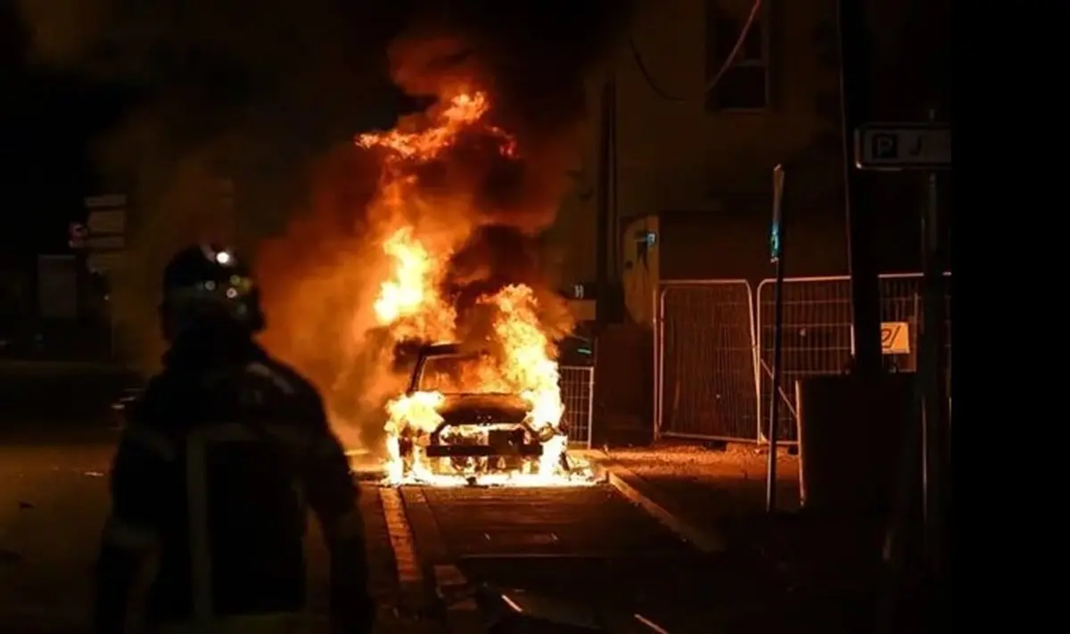 فرانسه در خون و آتش؛ اعتراضات در پاریس همچنان ادامه دارد