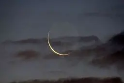 عید فطر جمعه ۲۴ اردیبهشت ماه است / شنبه تعطیل می‌شود؟