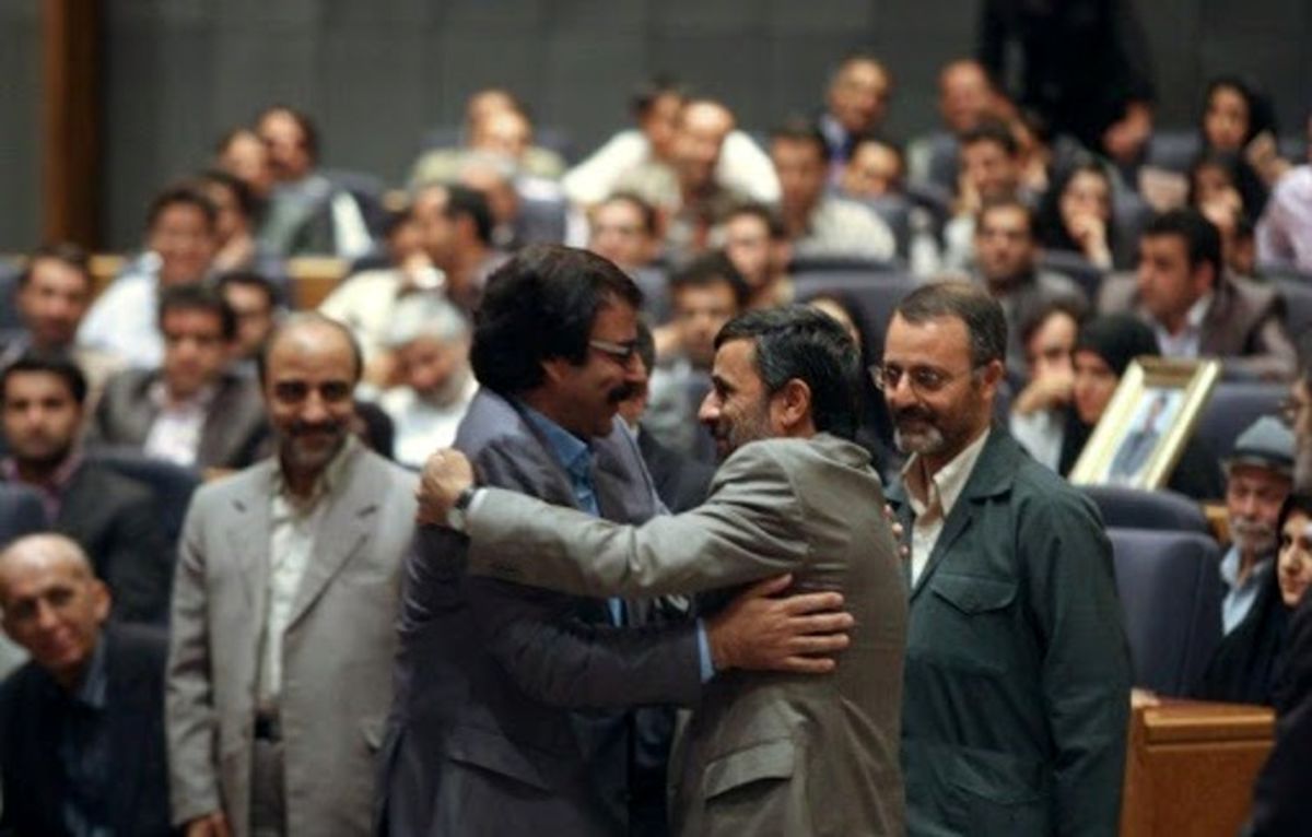 علیرضا افتخاری: از احمدینژاد ناراحتم