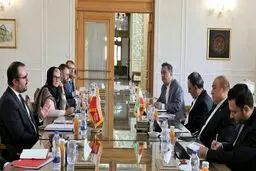 تأکید معاون امیرعبداللهیان بر رفع موانع همکاری‌های ایران و لهستان