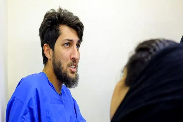 تصاویر چهره پلیس قلابی کلاهبردار دستگیر شده