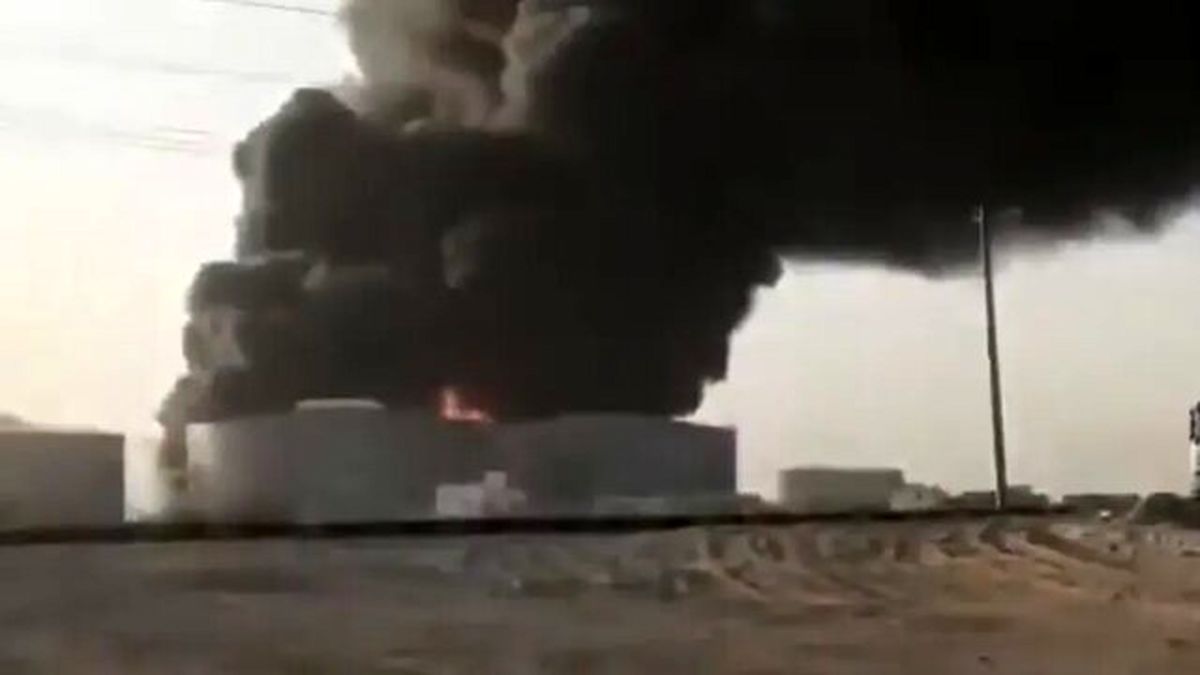انفجاری بزرگ در مخازن سوخت پس از حملات پهپادی