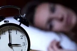 این گونه بخوابید تا از شر آلزایمر و پارکینسون در امان باشید!