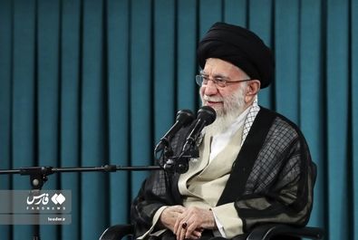 دیدار مسئولان نظام و میهمانان وحدت اسلامى‌ با رهبر انقلاب