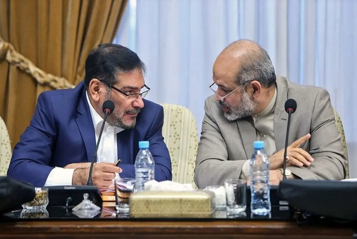 ناگفته‌های مهم وحیدی از «یک دهه حوادث تلخ و شیرین» دوران شمخانی