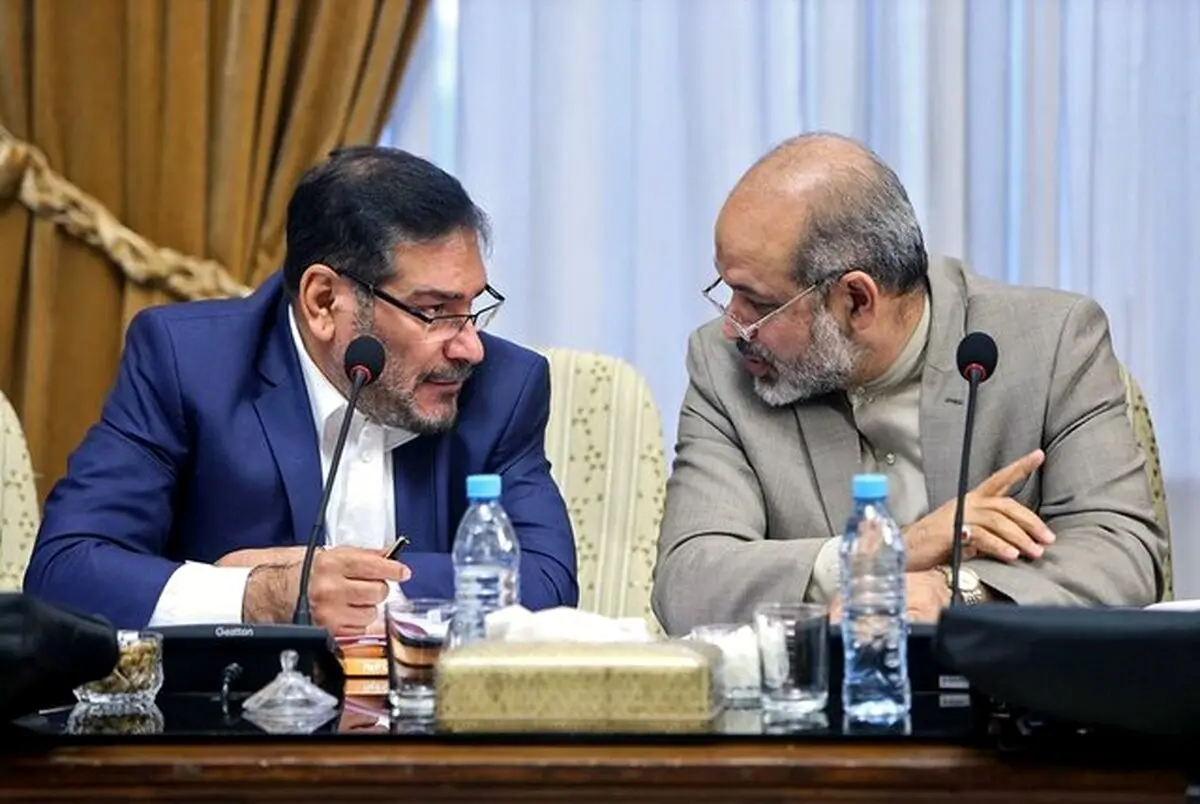 ناگفته‌های مهم وحیدی از «یک دهه حوادث تلخ و شیرین» دوران شمخانی