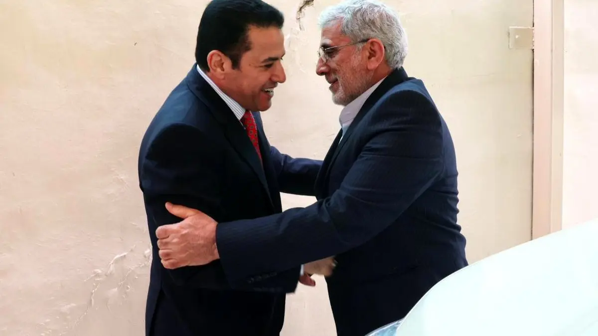 چرا قاآنی بدون لباس نظامی به بغداد رفت؟