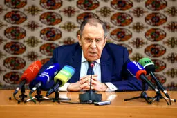 تهدید تند لاوروف علیه آمریکا
