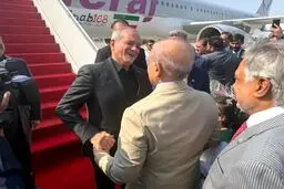 تصاویر استقبال باشکوه از رئیس‌جمهور ایران در پاکستان 