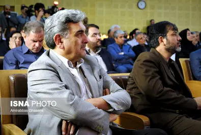 فرزانه صادق