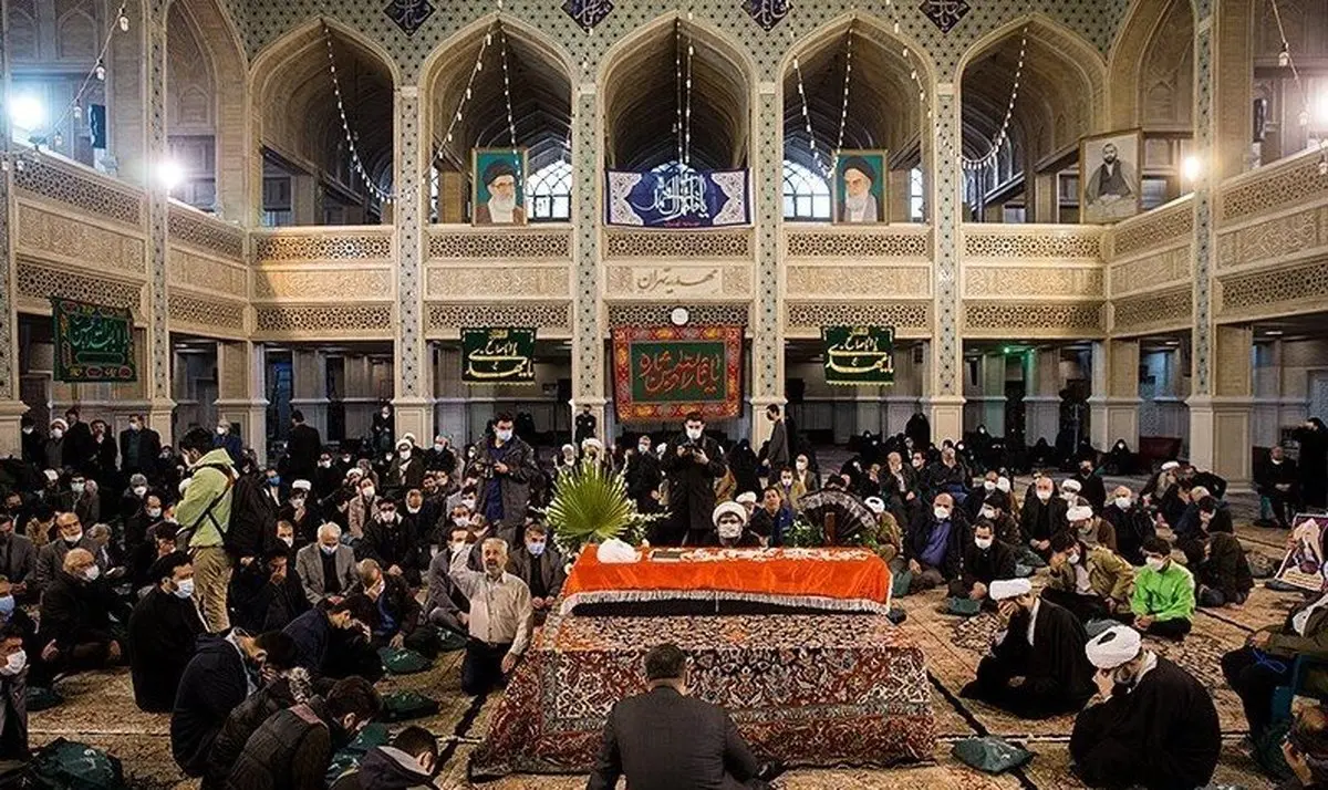 وداع با پیکر آیت‌الله مجتهد شبستری در مهدیه تهران