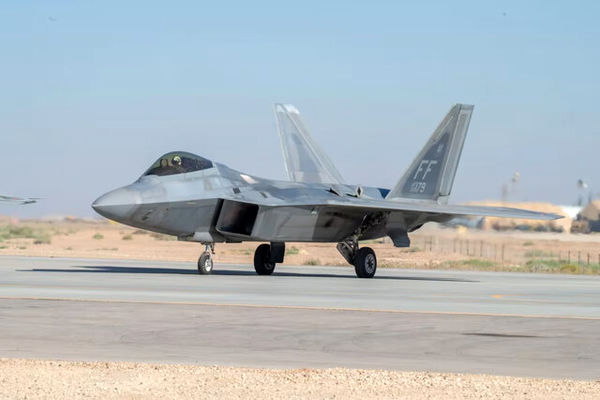 المانیتور فاش کرد: نقش اف-۲۲ و اف-۳۵ در حملات به ایران؛ پاسخ سخت در راه است؟
