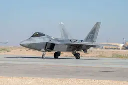 المانیتور فاش کرد: نقش اف-۲۲ و اف-۳۵ در حملات به ایران؛ پاسخ سخت در راه است؟