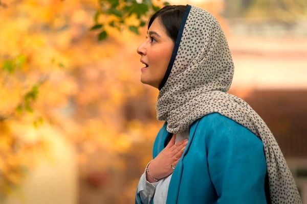 تصویر لحظه داغ سریال از یاد رفته | درگیری سینا مهراد با پردیس احمدیه