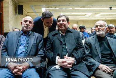 محمد شریعتمداری